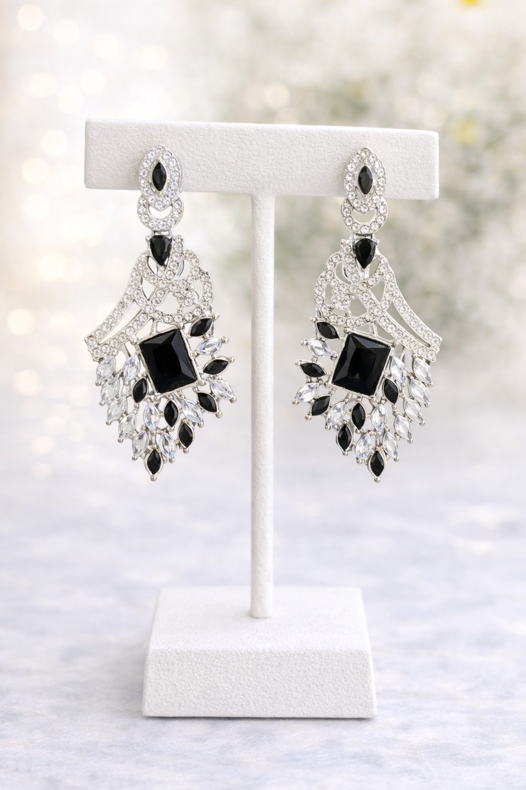 Elegant Black & Crystal Chandelier Earrings – Product Description
